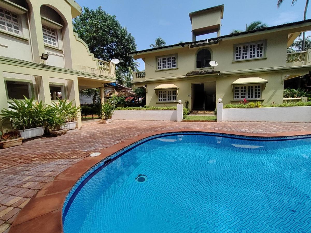 Aparthotel Casa Legend Economy, Calangute Goa à Candolim Extérieur photo
