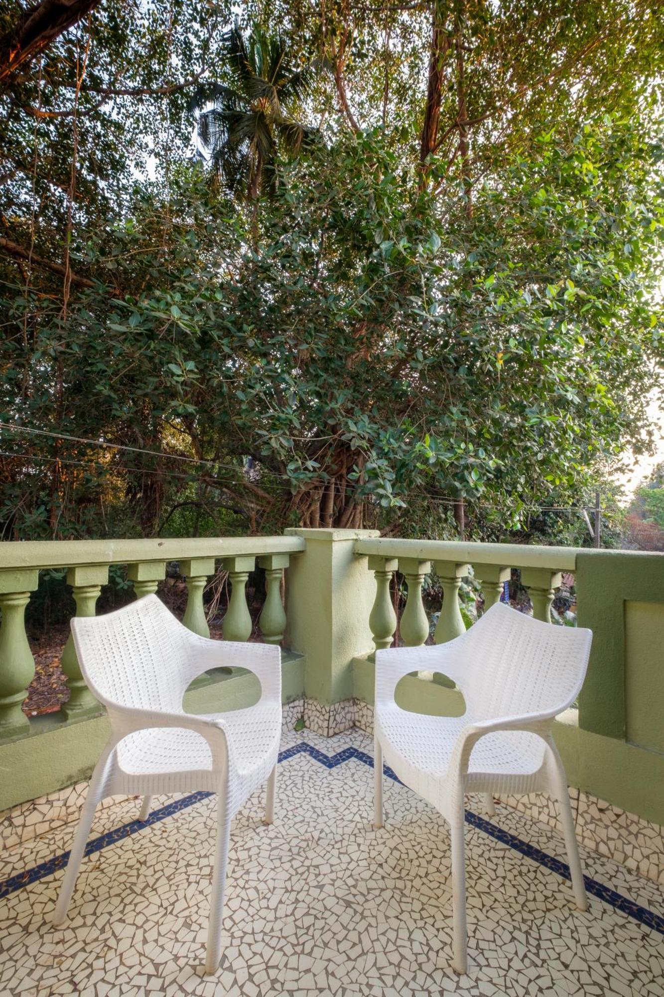 Aparthotel Casa Legend Economy, Calangute Goa à Candolim Extérieur photo