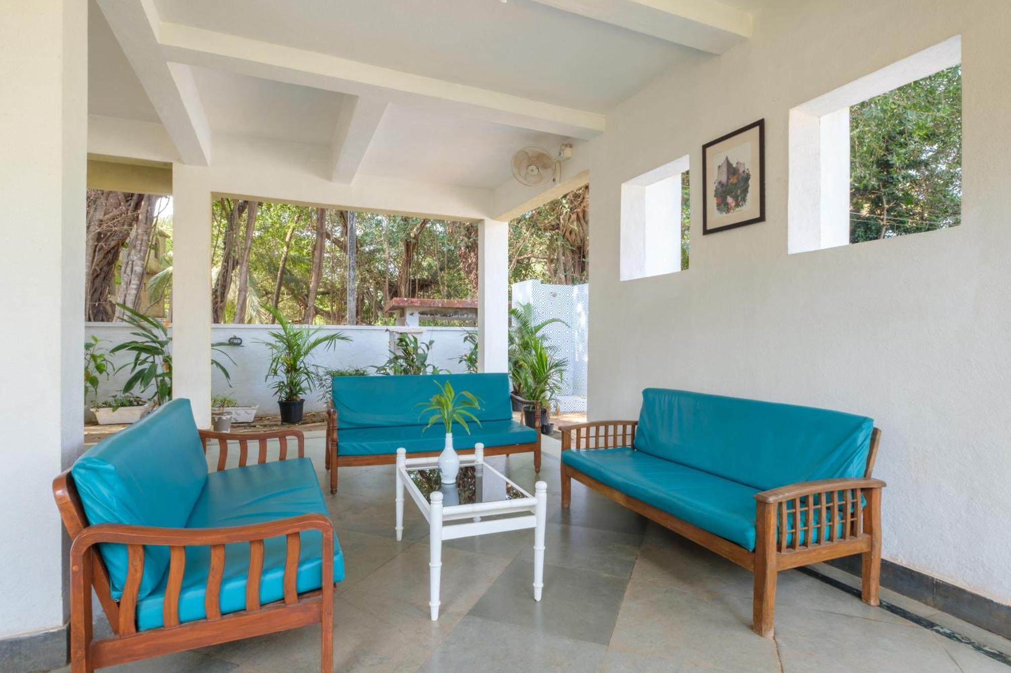 Aparthotel Casa Legend Economy, Calangute Goa à Candolim Extérieur photo