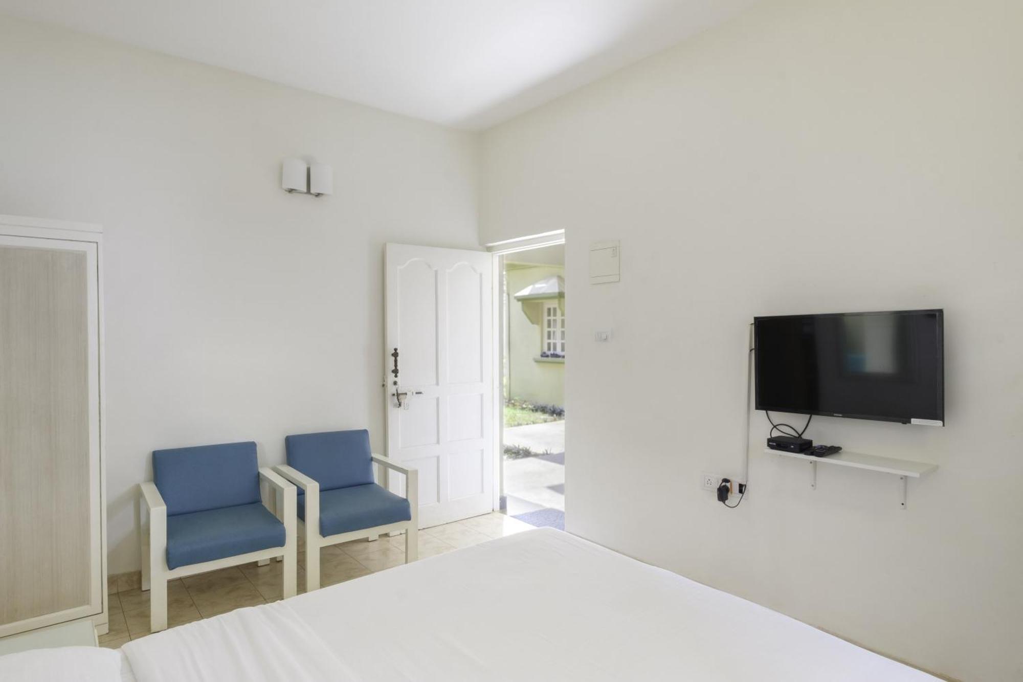 Aparthotel Casa Legend Economy, Calangute Goa à Candolim Extérieur photo