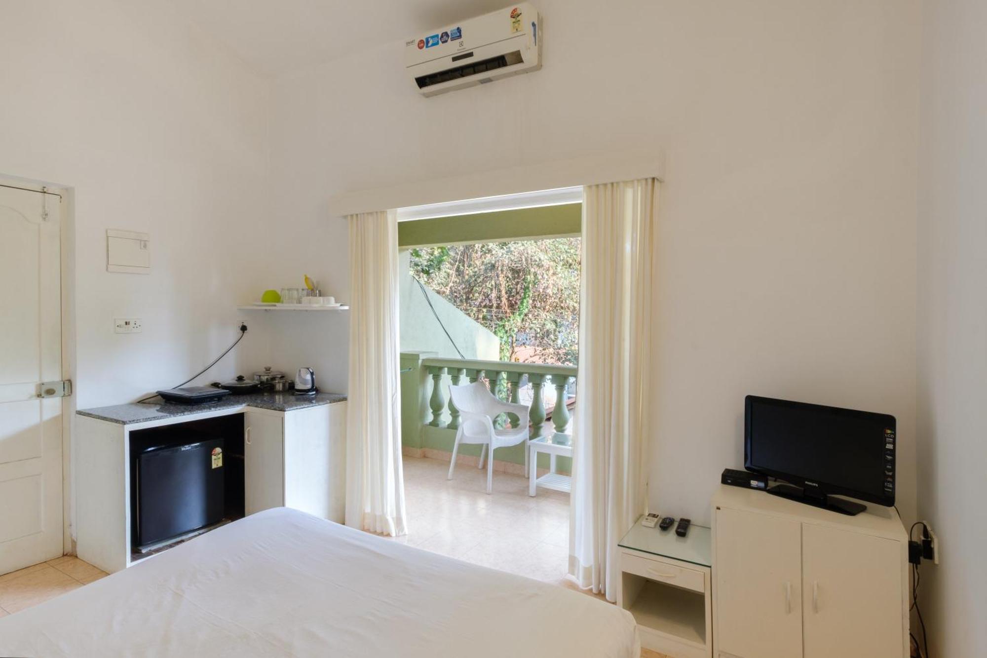 Aparthotel Casa Legend Economy, Calangute Goa à Candolim Extérieur photo