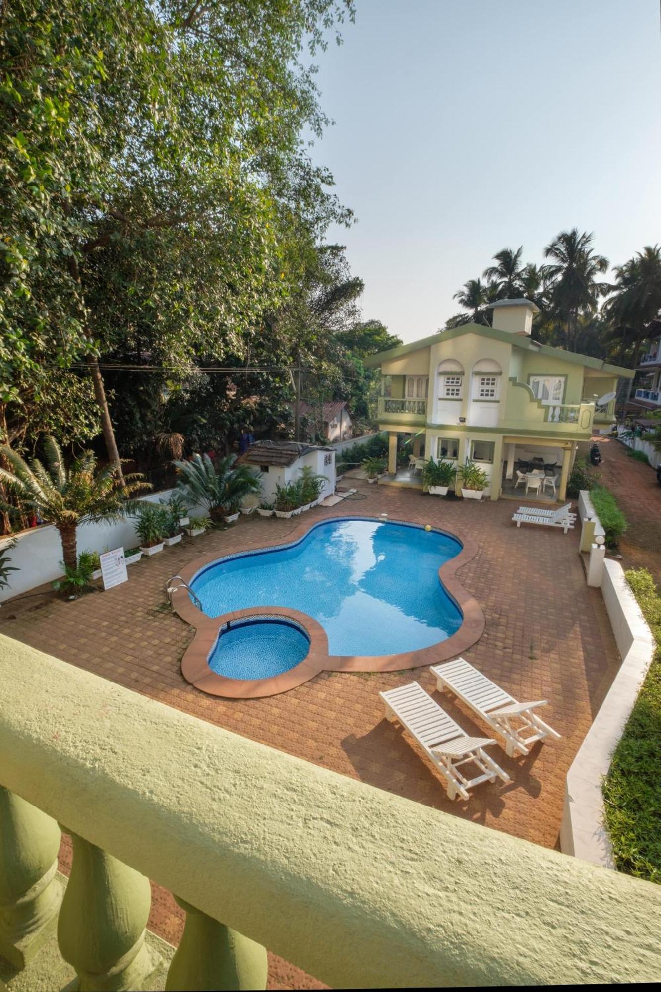 Aparthotel Casa Legend Economy, Calangute Goa à Candolim Extérieur photo