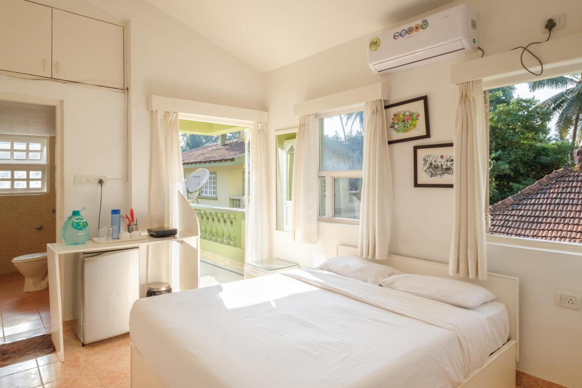 Aparthotel Casa Legend Economy, Calangute Goa à Candolim Extérieur photo