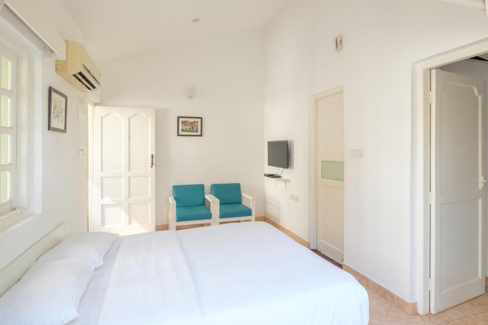 Aparthotel Casa Legend Economy, Calangute Goa à Candolim Extérieur photo