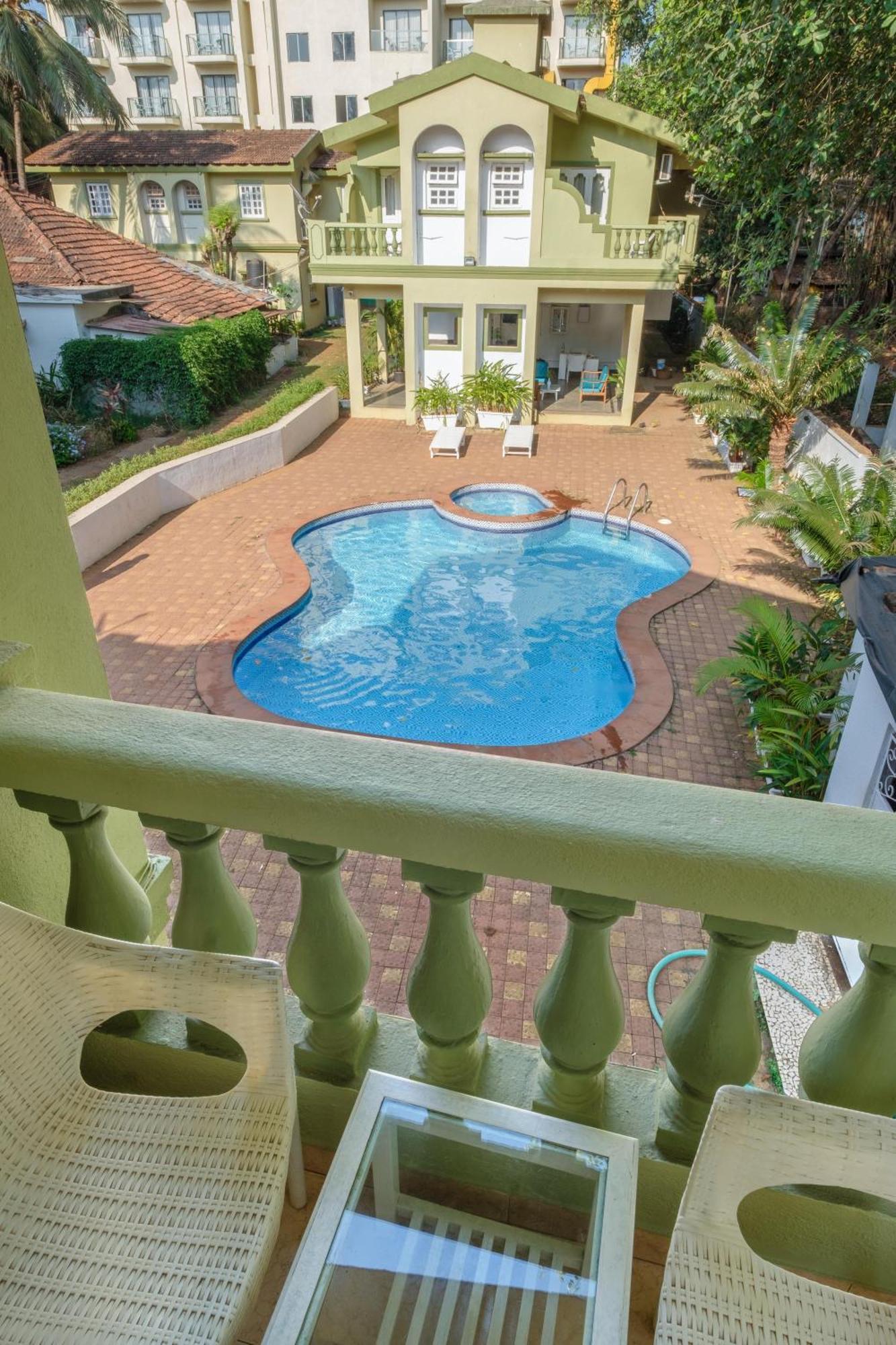 Aparthotel Casa Legend Economy, Calangute Goa à Candolim Extérieur photo